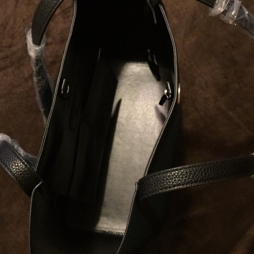 Purse - Picture 3 of 4